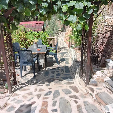 Dağ evi Ceira Refugio Romantico Com Piscina Tradicional *
