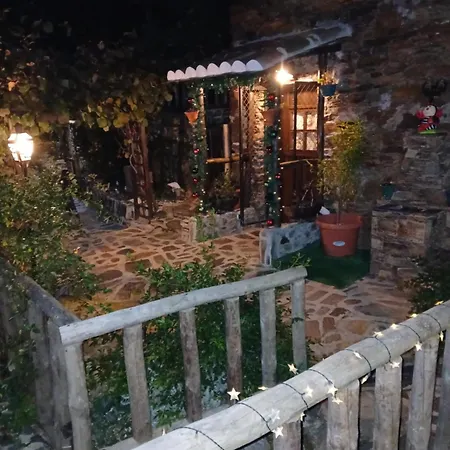Dağ evi Ceira Refugio Romantico Com Piscina Tradicional *